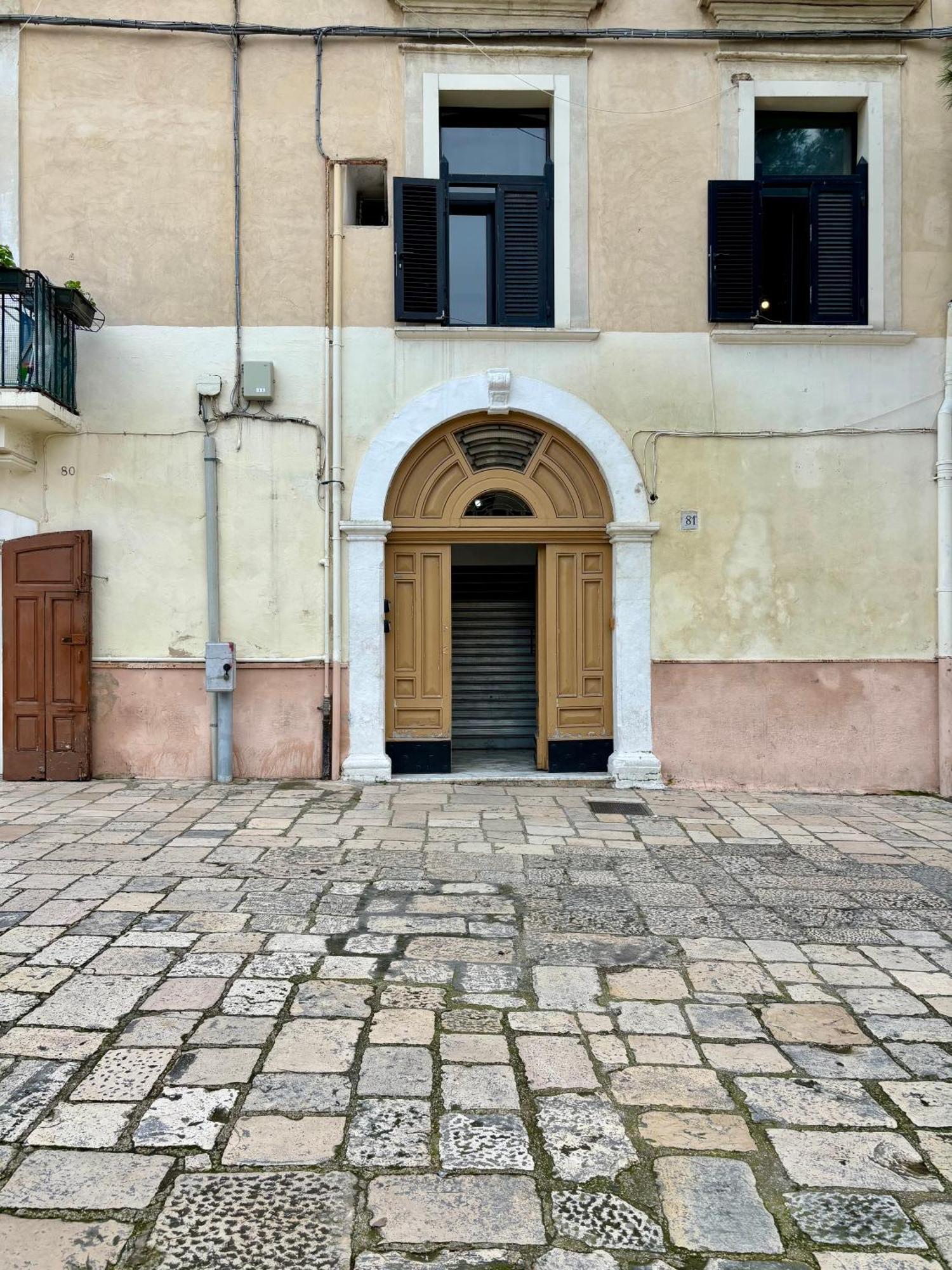 Castle Apartment Bari Exterior photo